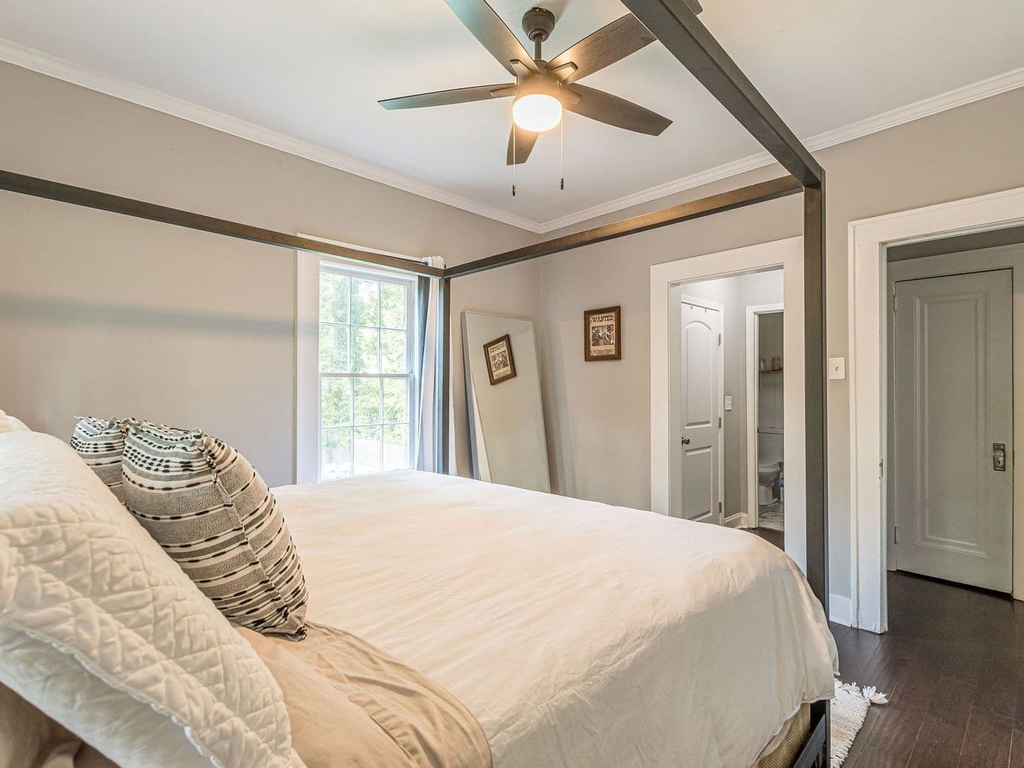 College Park House: 1847 Walker Ave