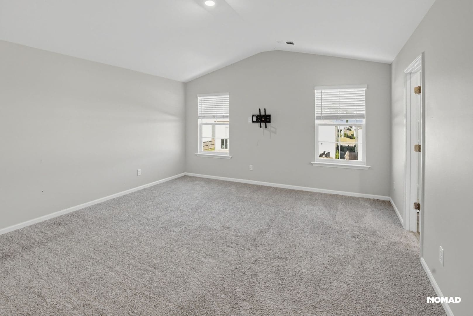 Columbia House: 162 Dunham Rd