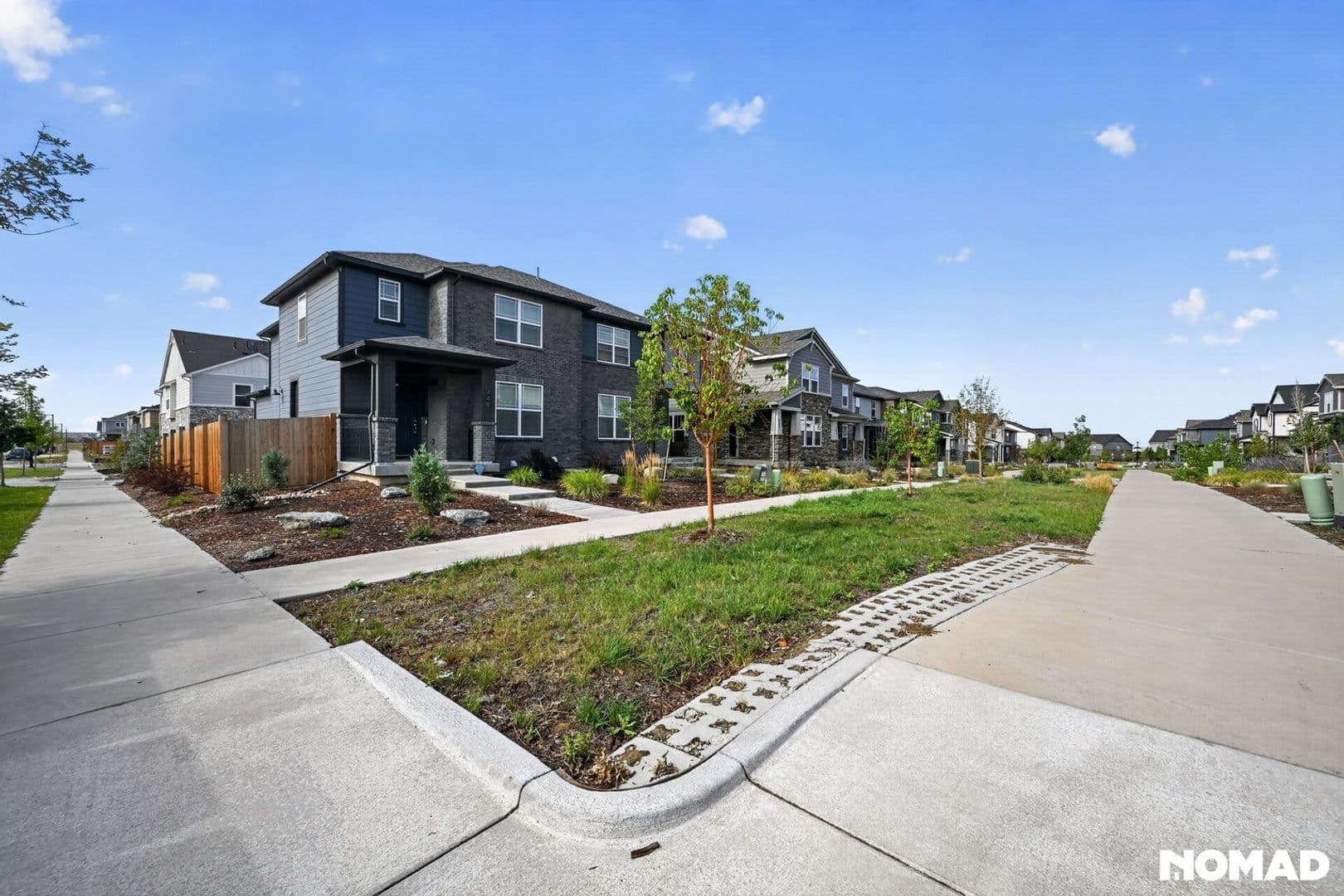 Aurora Townhome: 745 N Tempe St