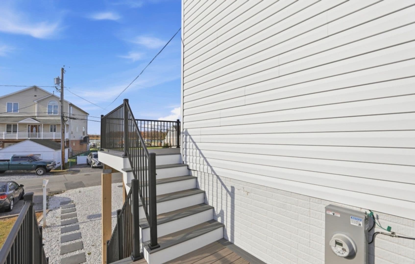 Sparrows Point House: 6931 River Dr Rd