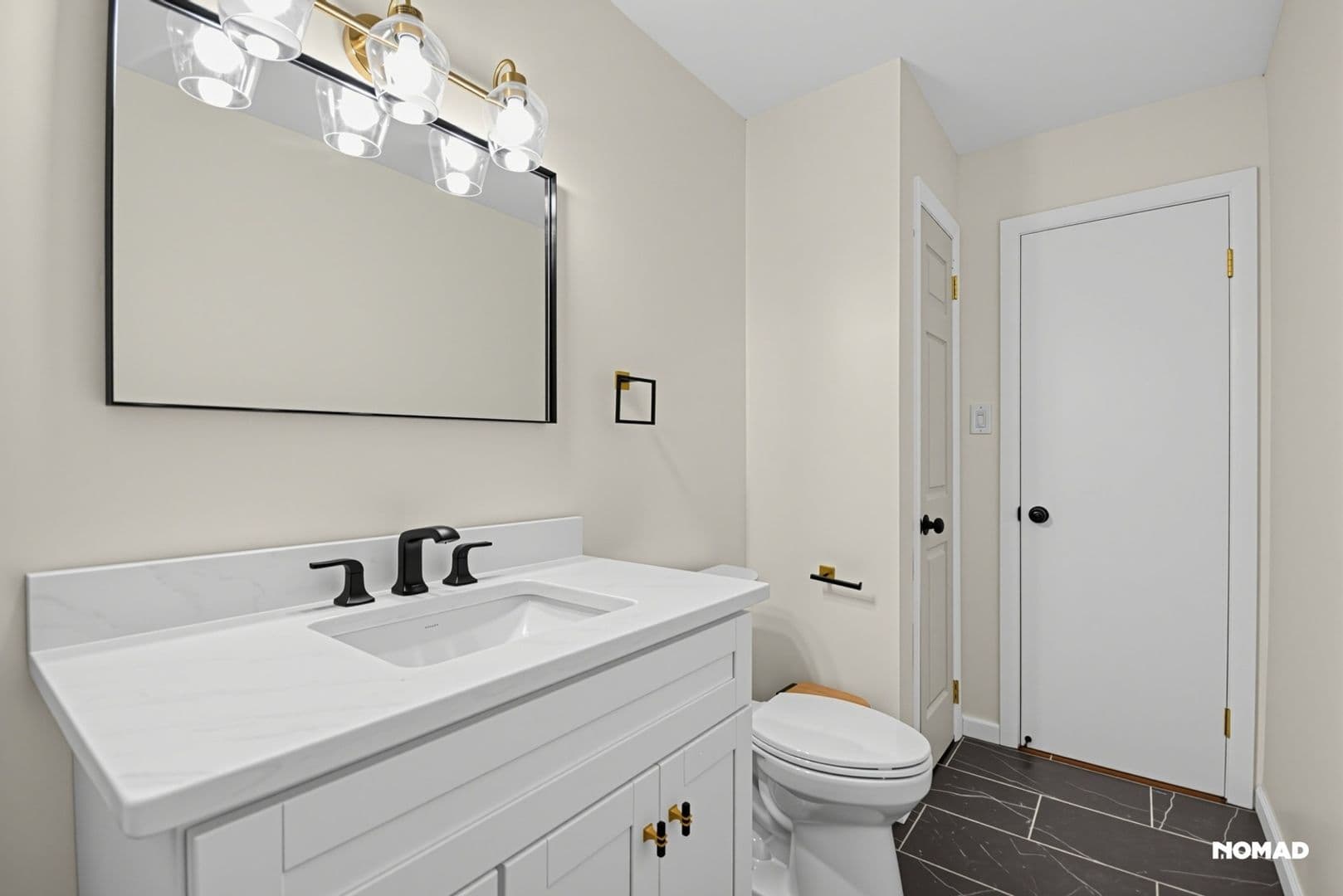 South Windsor House: 85 Willow St