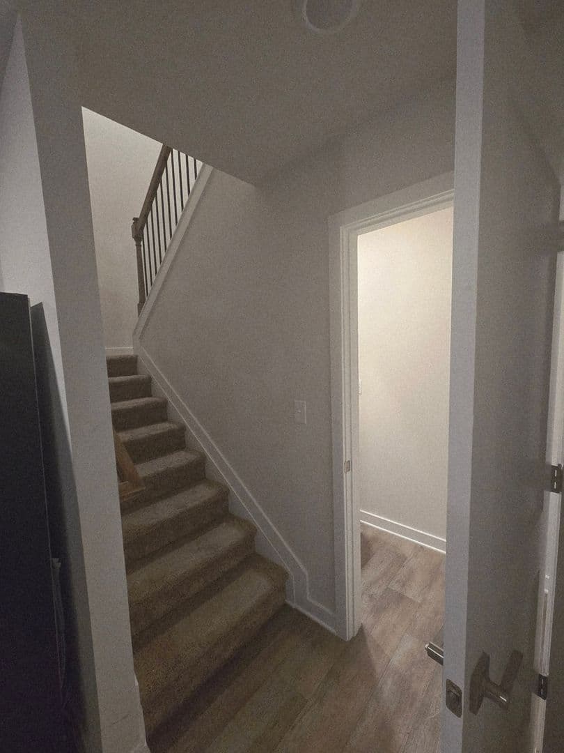 Union City House: 3416 Stonewall Ct
