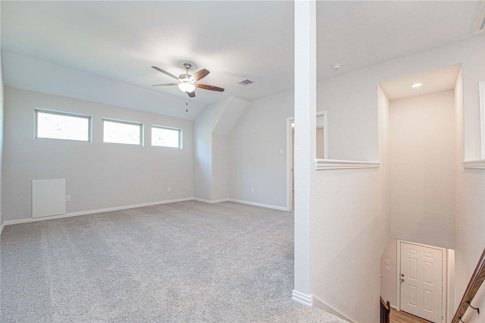 Conroe Townhome: 107 Silver Sky Ct