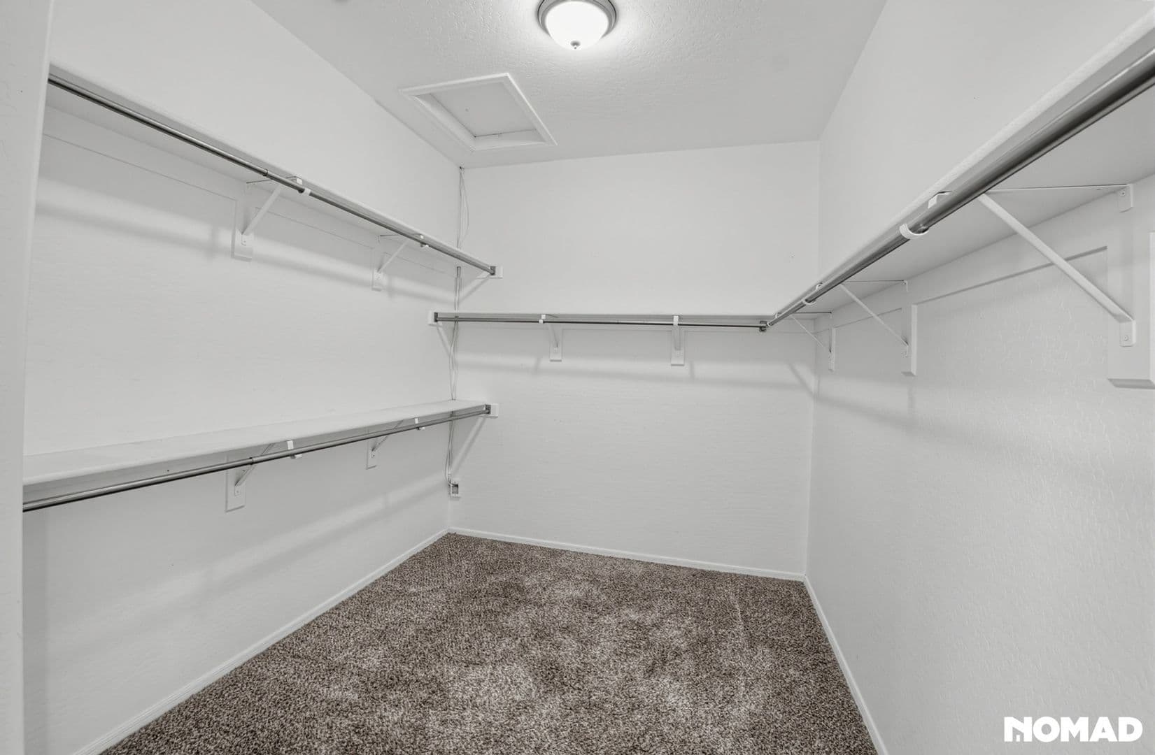 Avondale House: 3314 N 126th Dr