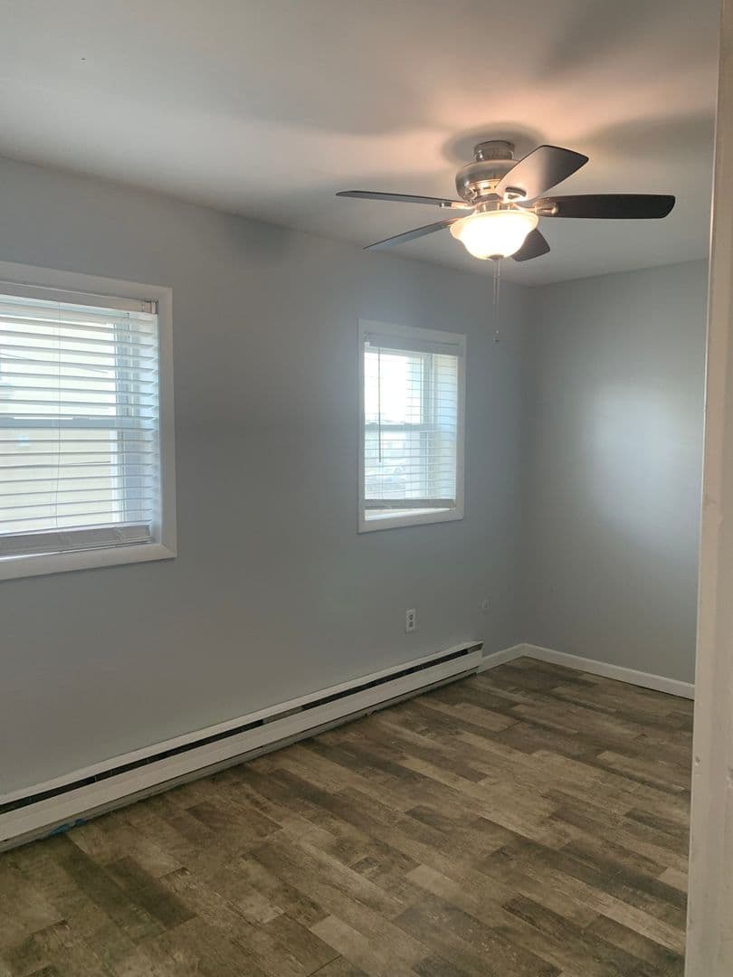 Atlantic City Townhome: 715 Wisteria Rd
