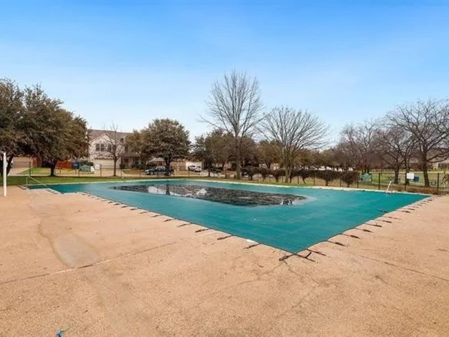 Fort Worth House: 4129 Broken Bend Blvd