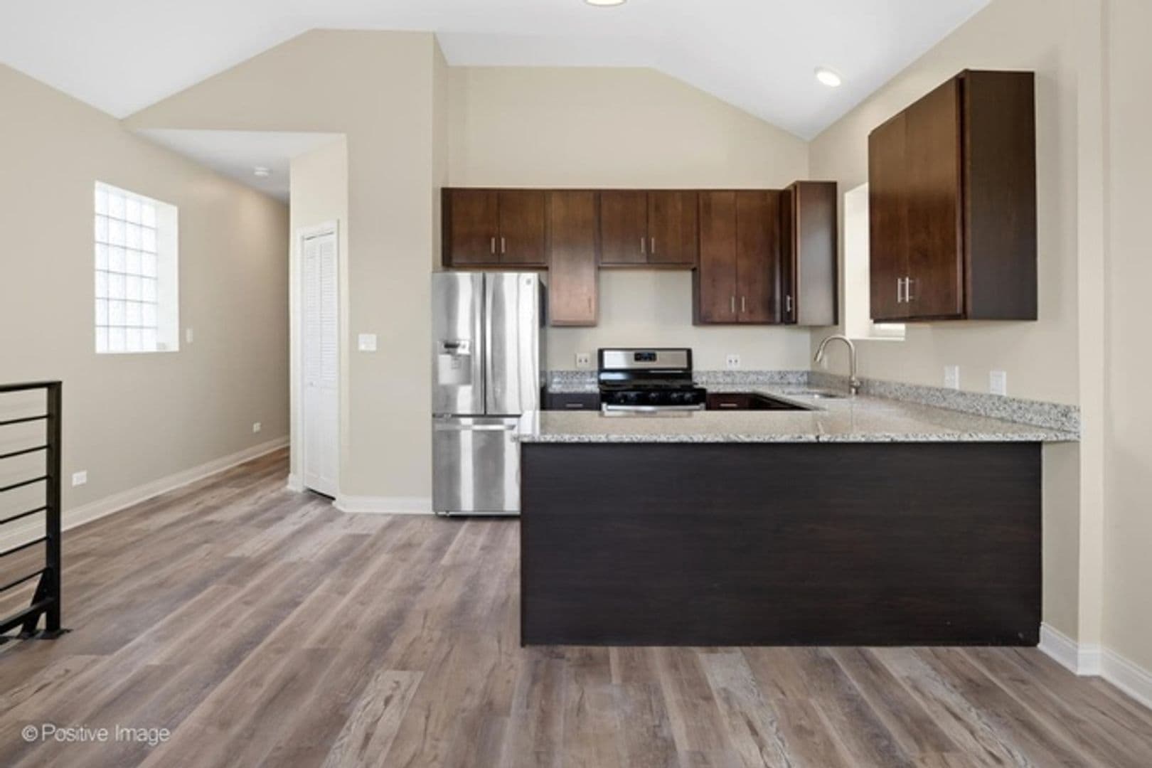 Chicago Townhome: 2855 W Arthington St