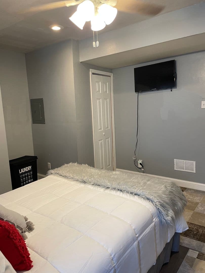 Wilmington Townhome: 1103 W 7th St