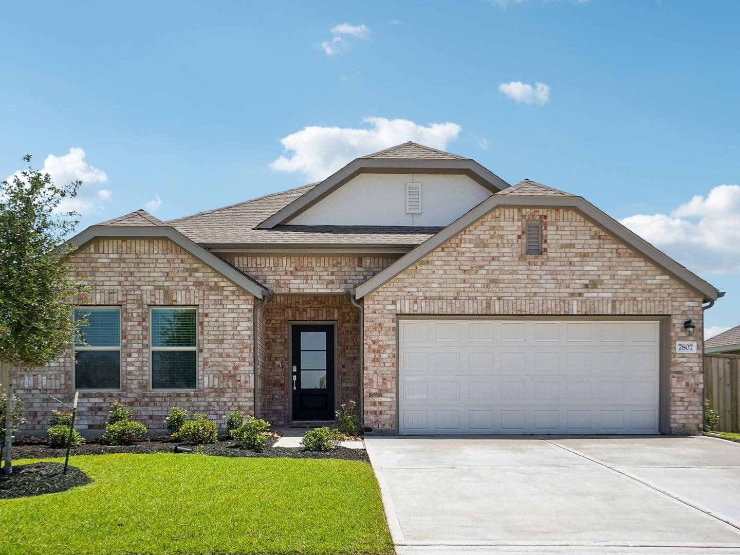 Richmond House: 7807 Eagle Creek Ln