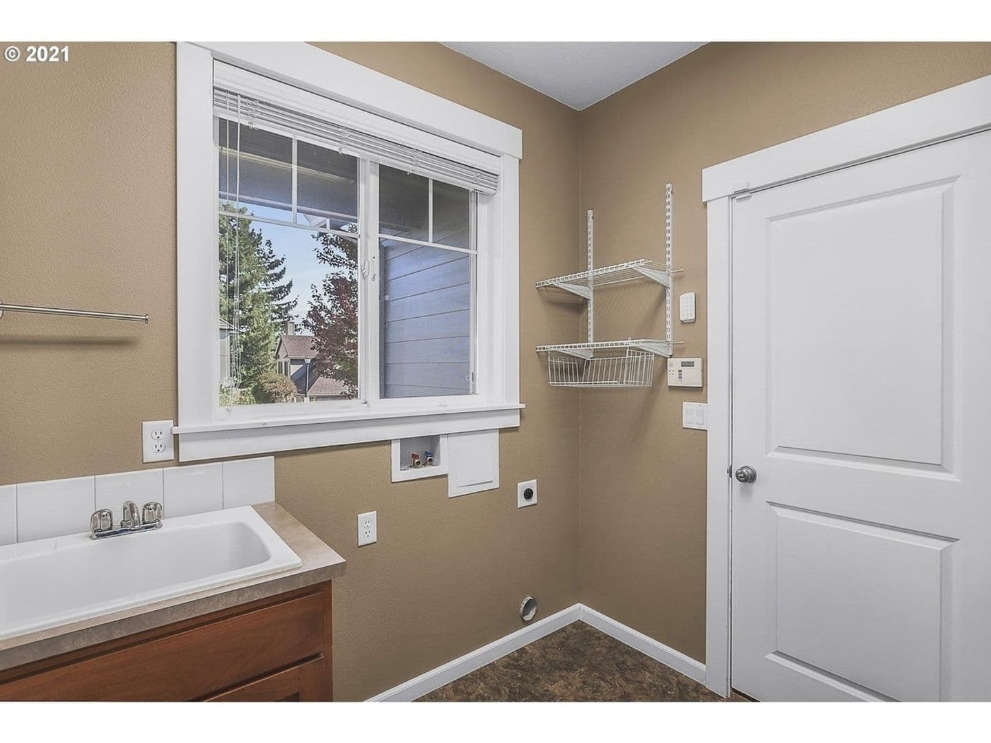 Portland House: 11422 SW Laurel Glen Ct