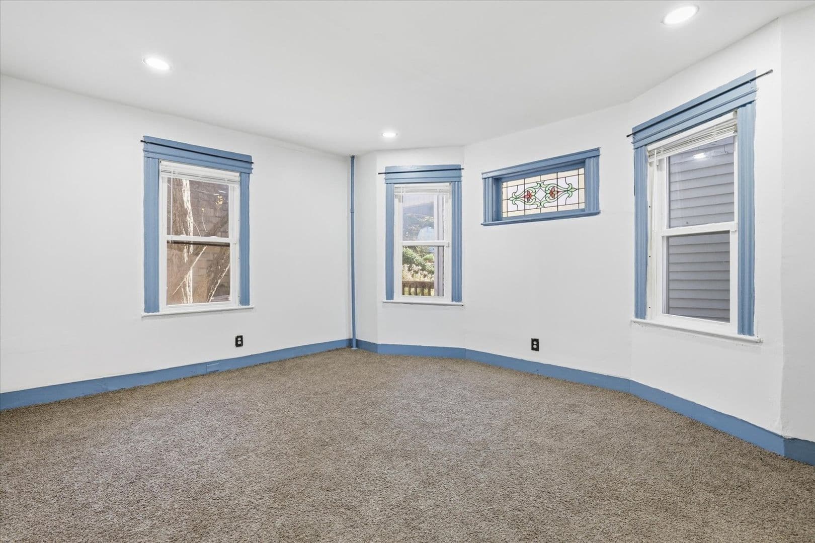 Scranton House: 940 Monroe Ave