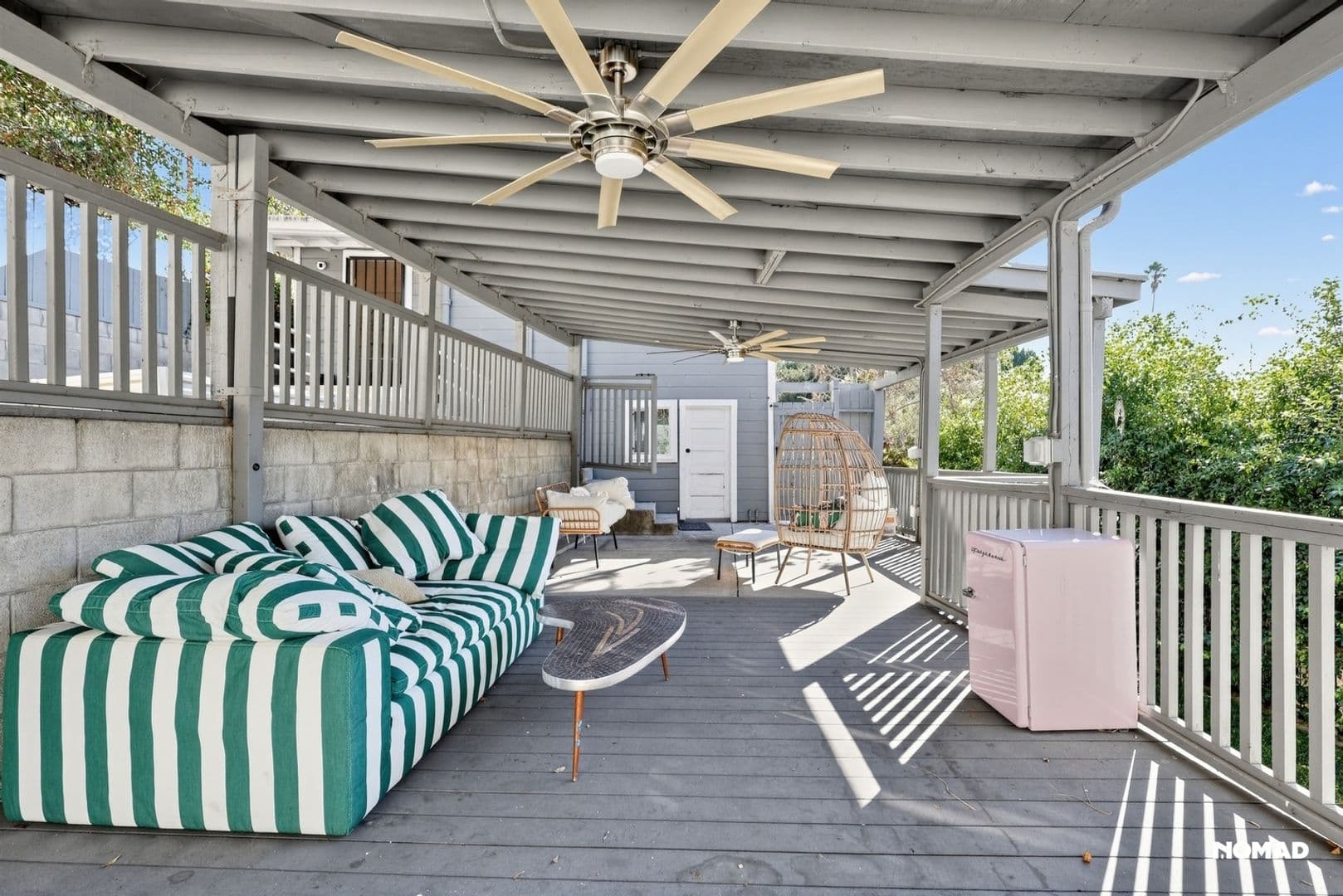 Los Angeles House: 4875 Wicopee Ave
