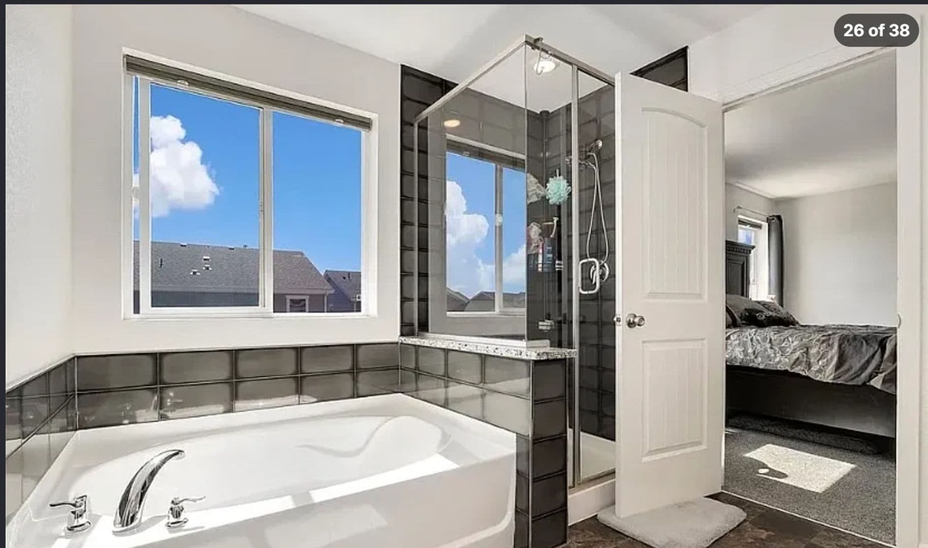 Aurora House: 27630 E 7th Ln