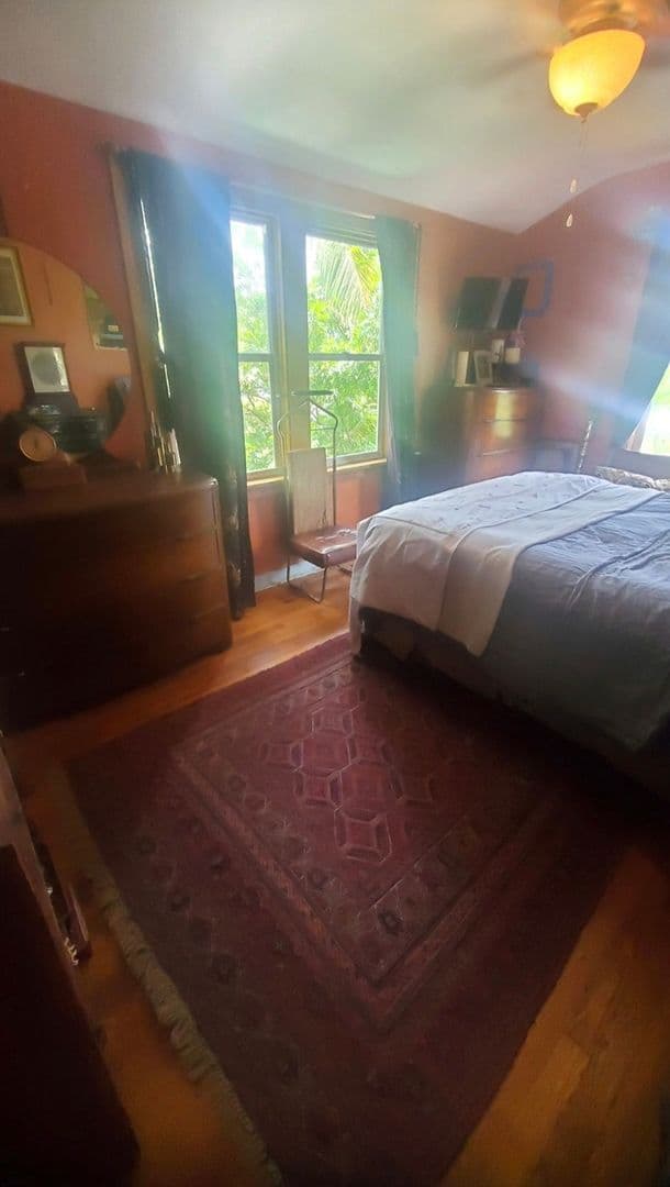 Lake Worth Beach House: 215 N Palmway