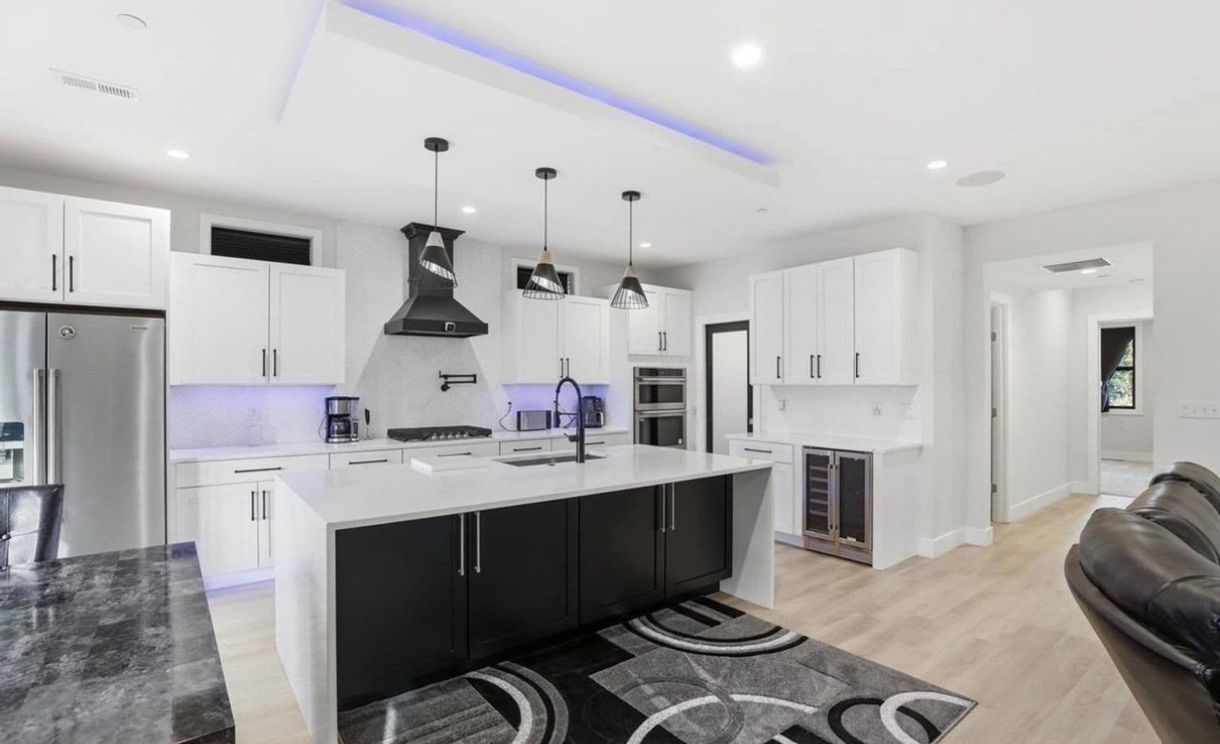 Sparrows Point House: 6931 River Dr Rd