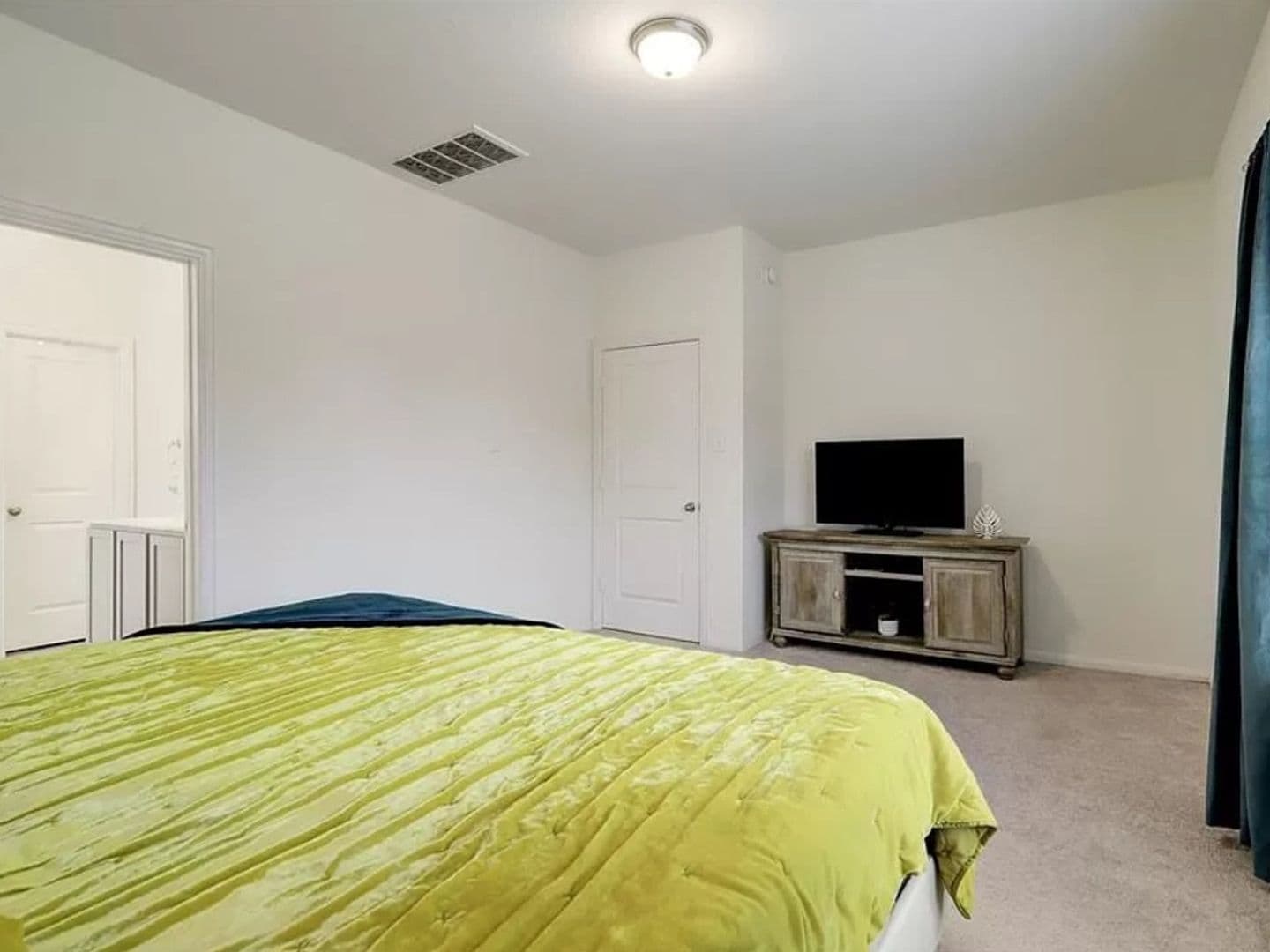 Richmond House: 3426 Water Lilly Way