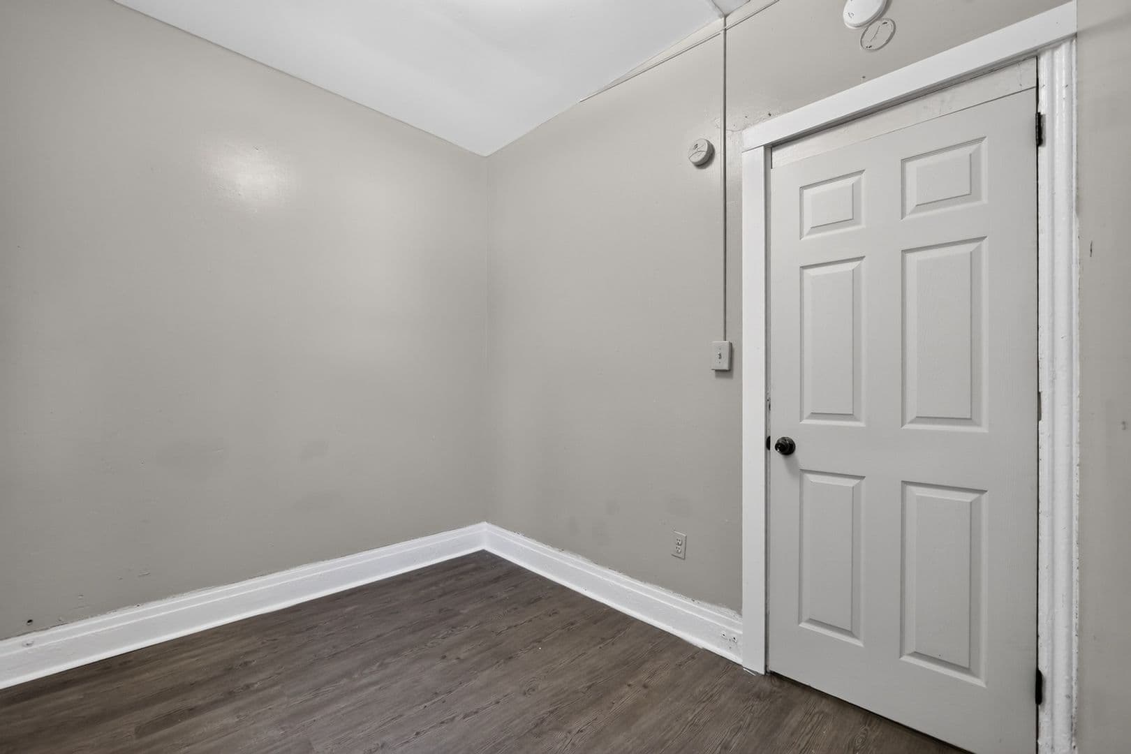 Troy Townhome: 362 9th St