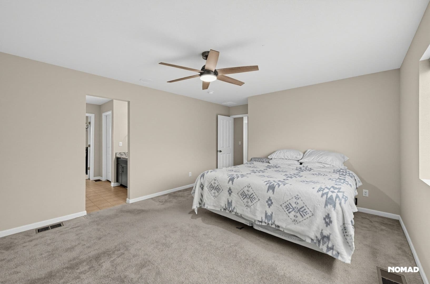 Aurora House: 7281 S Old Hammer Way