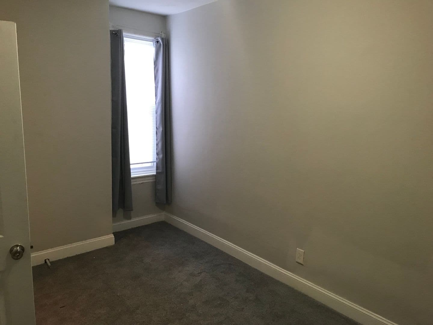Philadelphia House: 2561 N 29th St