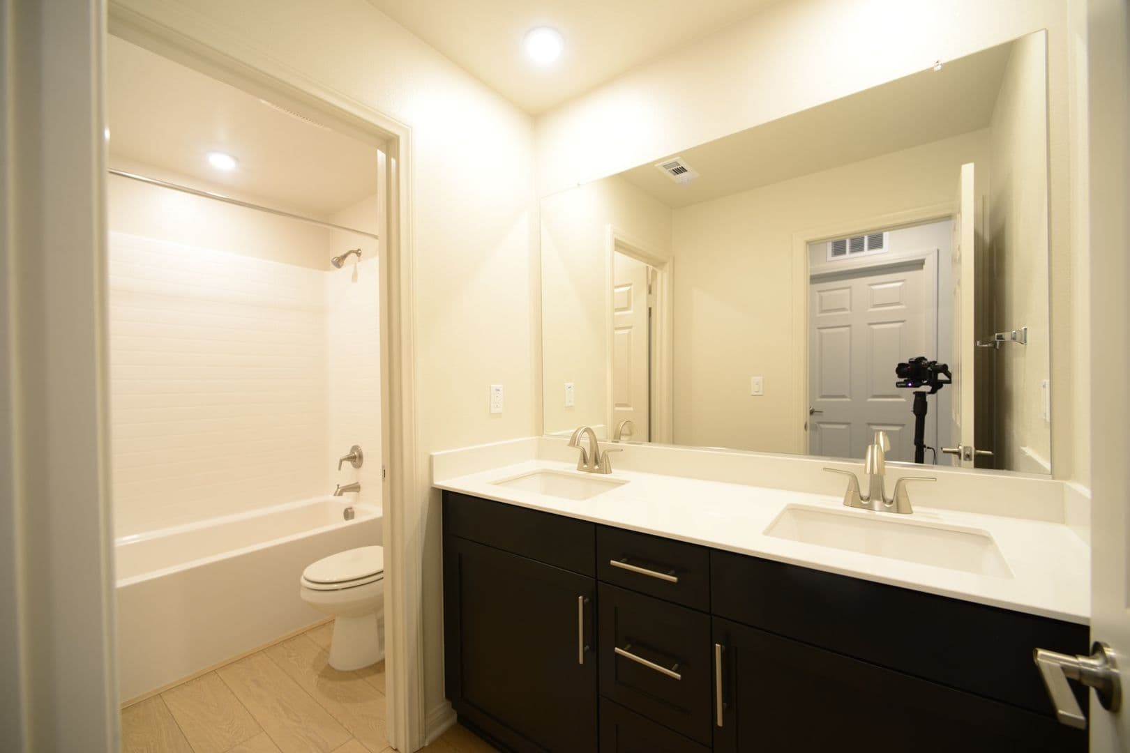 Menifee House: 26596 Platte Rd