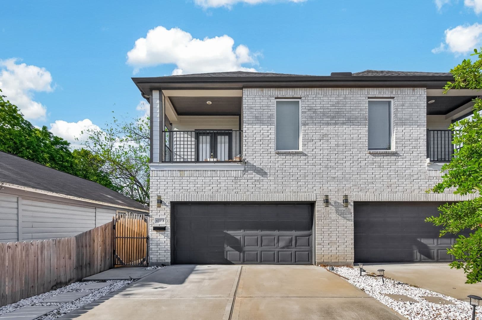 Houston Townhome: 4221 Galesburg St