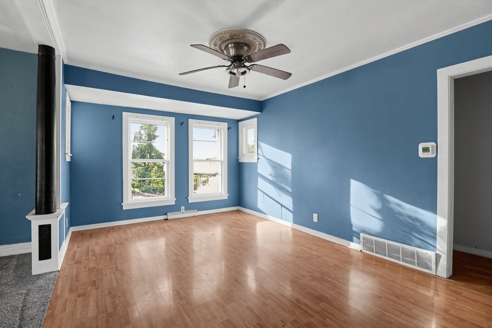 Crystal Lake House: 6414 W Hillside Rd