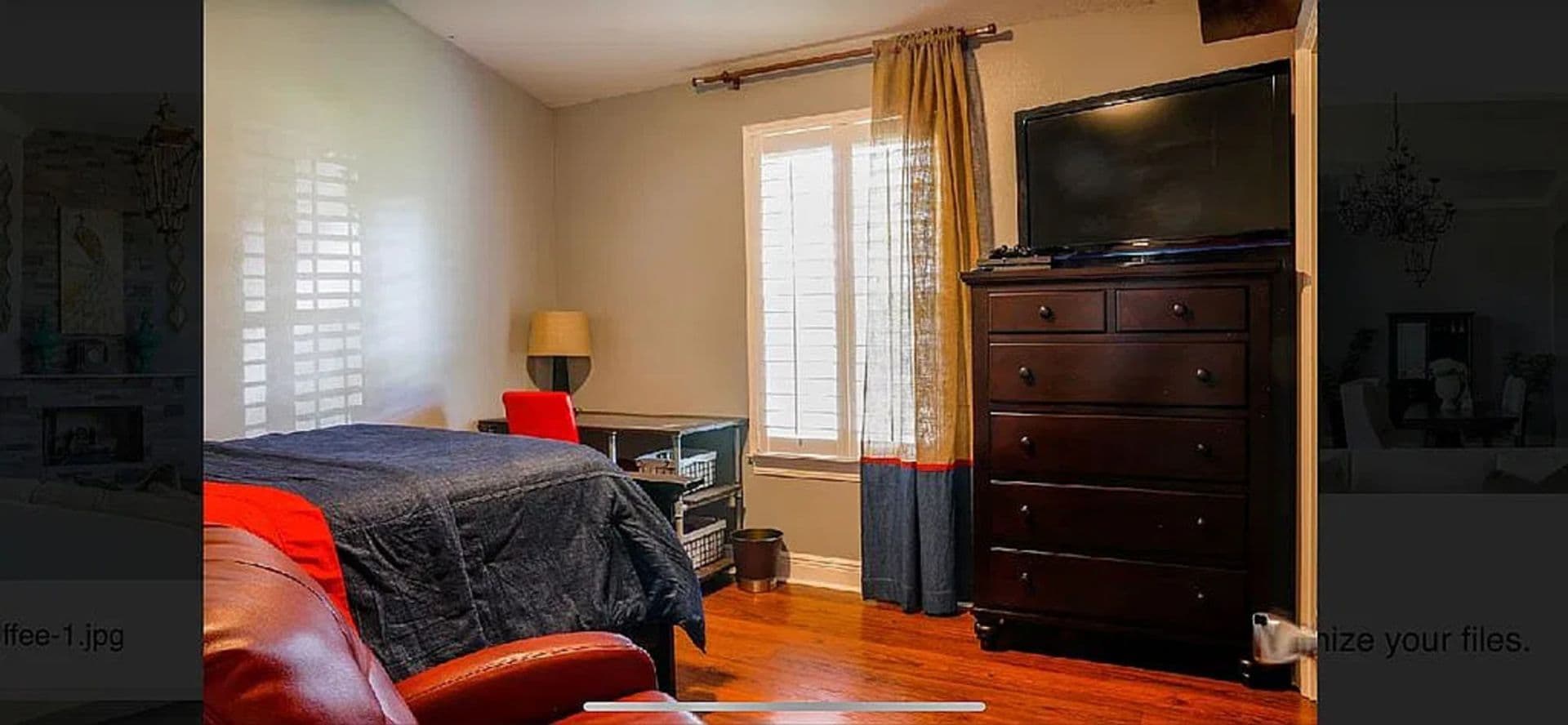 Crestview House: 4602 Chanan Dr
