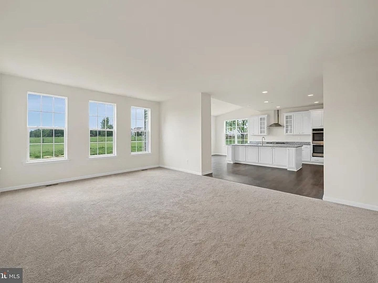 Middletown House: 635 Corbit Dr