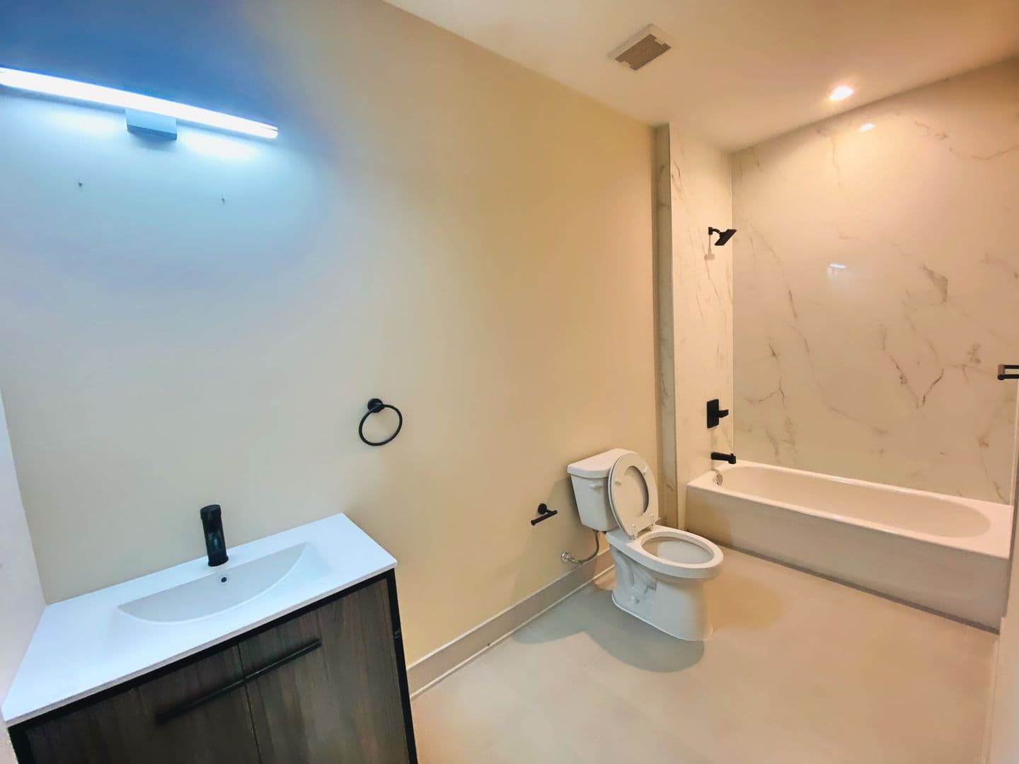 Philadelphia Townhome: 2336 N 2nd St
