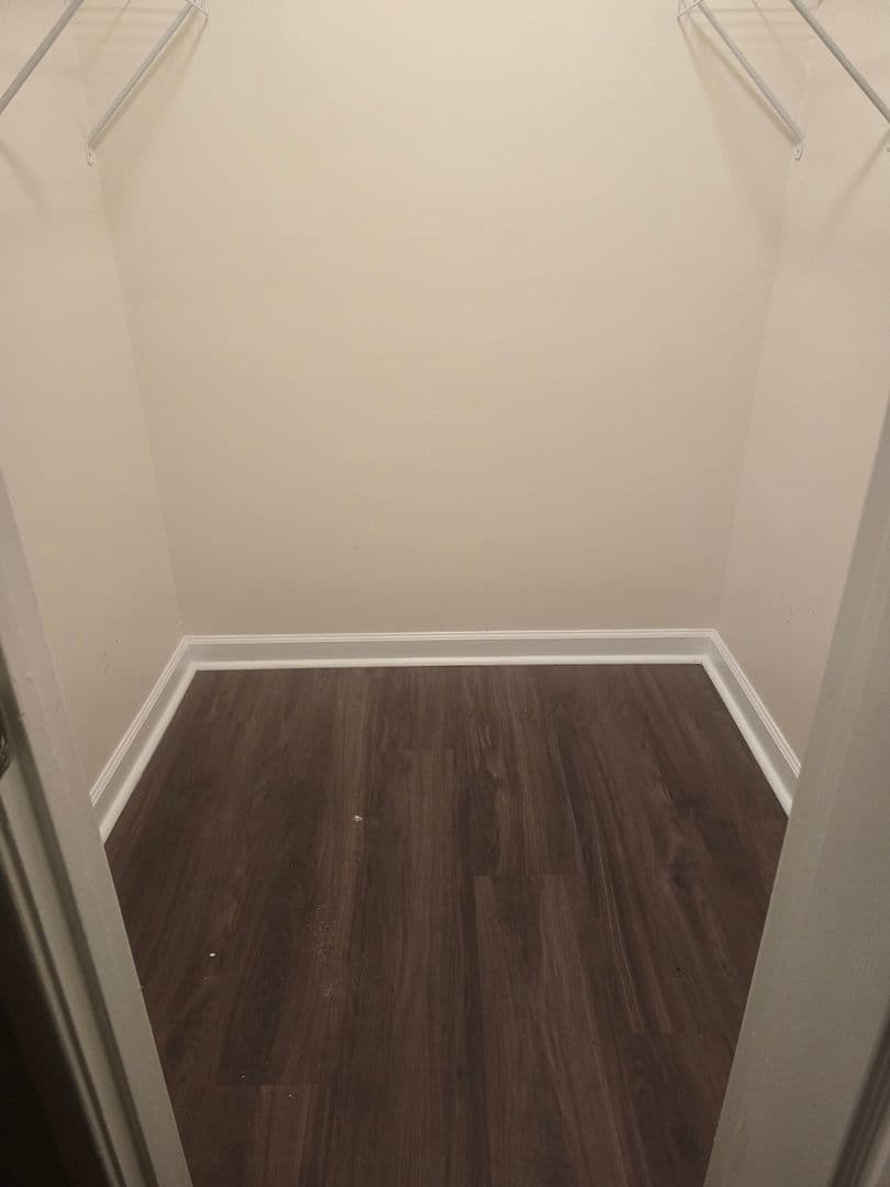 Columbia Condo: 9641 Whiteacre Rd
