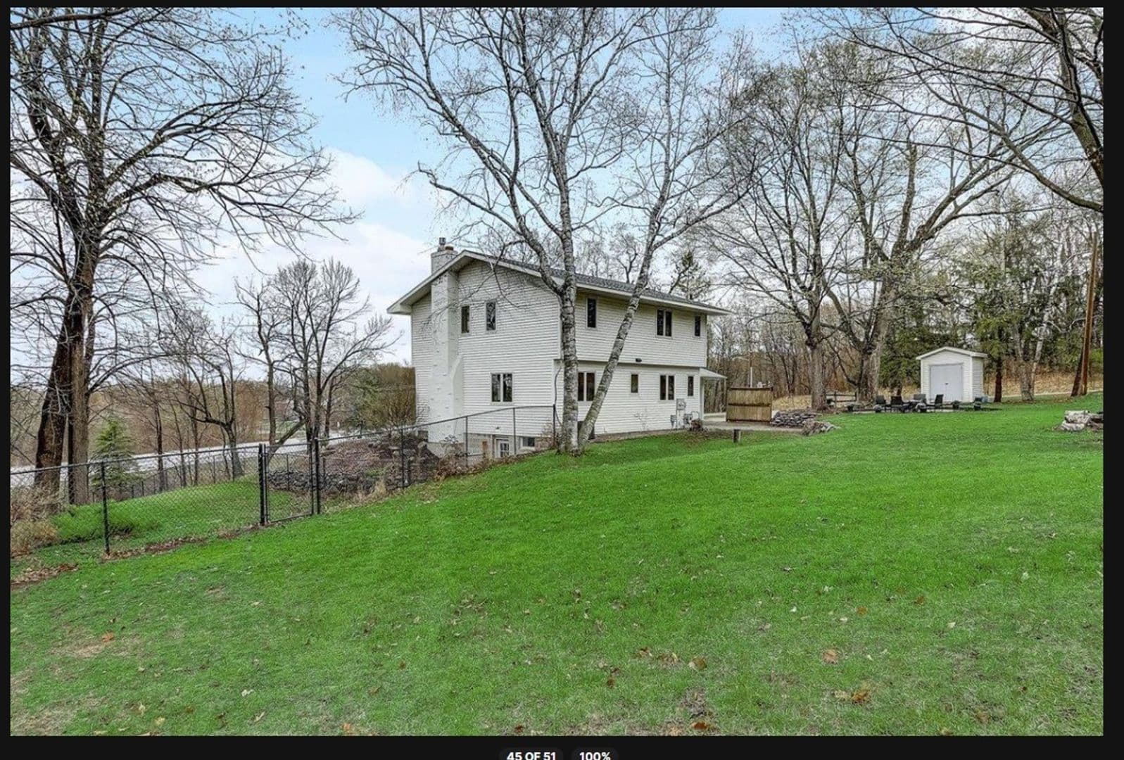 Prior Lake House: 17742 Fairlawn Ave