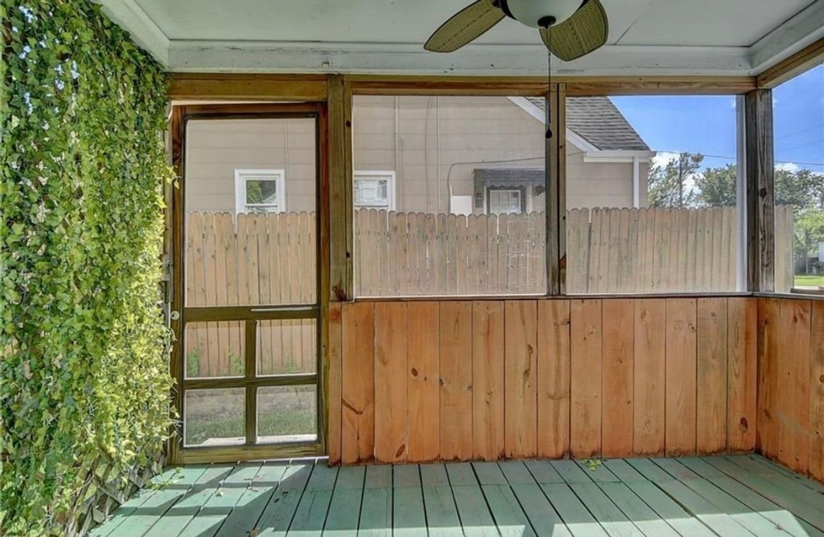 Norfolk House: 2202 Willow Wood Dr