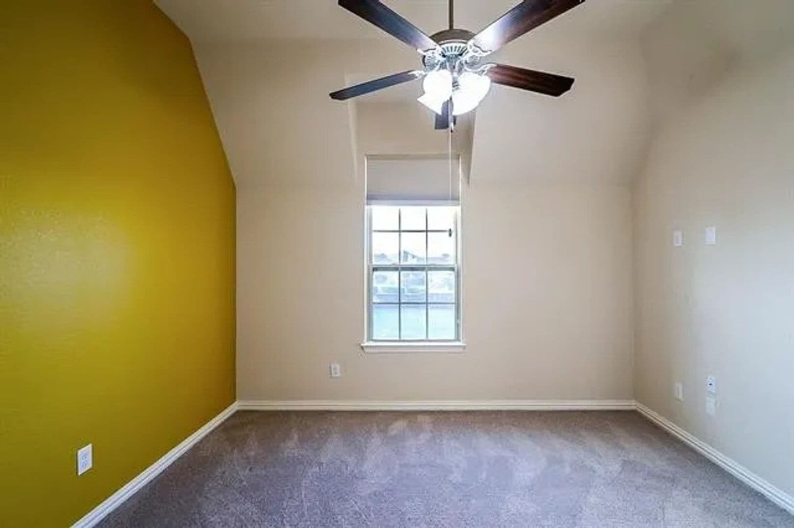 Forney House: 1036 Edgefield Ln