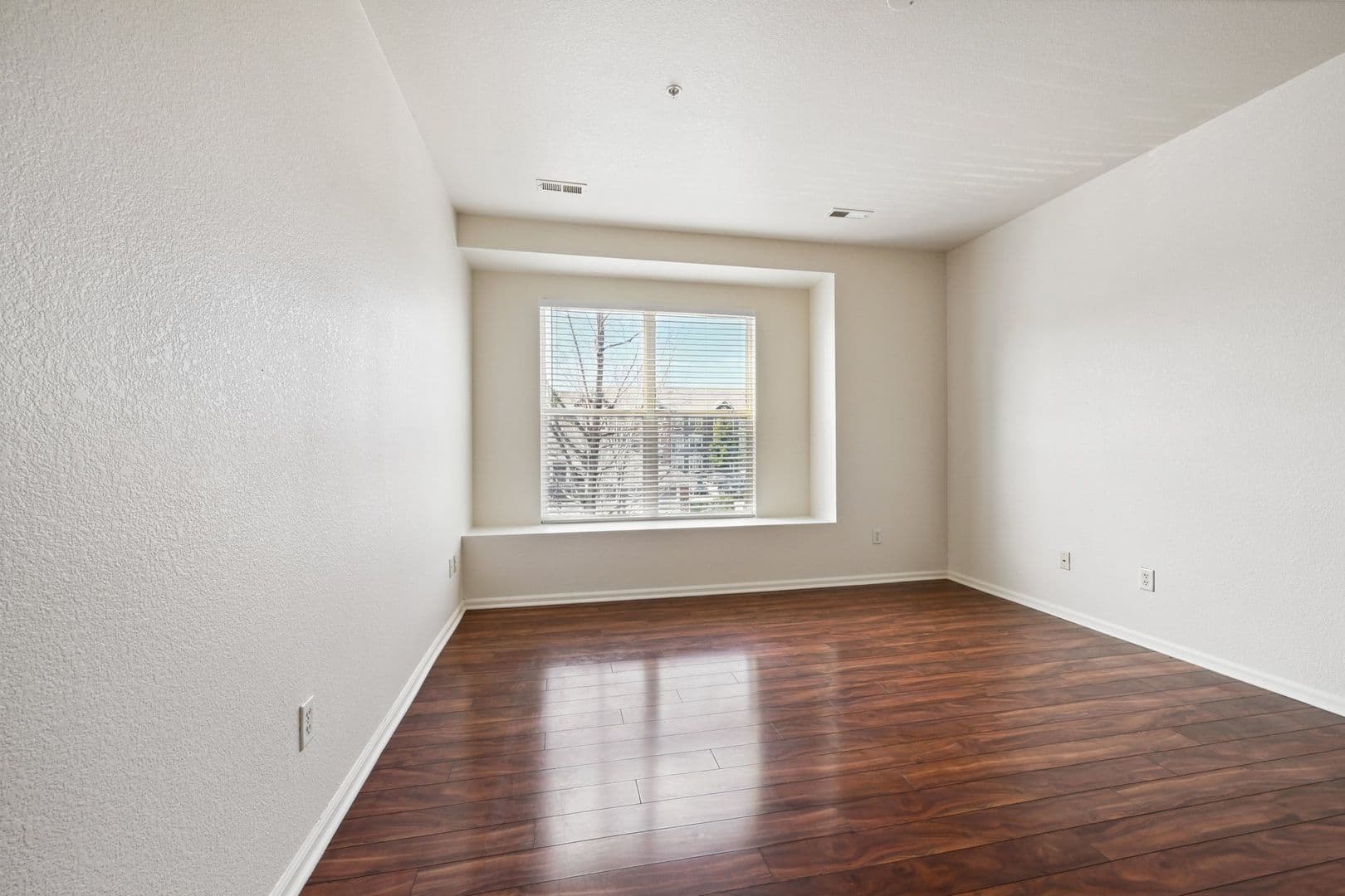 Aurora Condo: 14261 E 1 St Dr