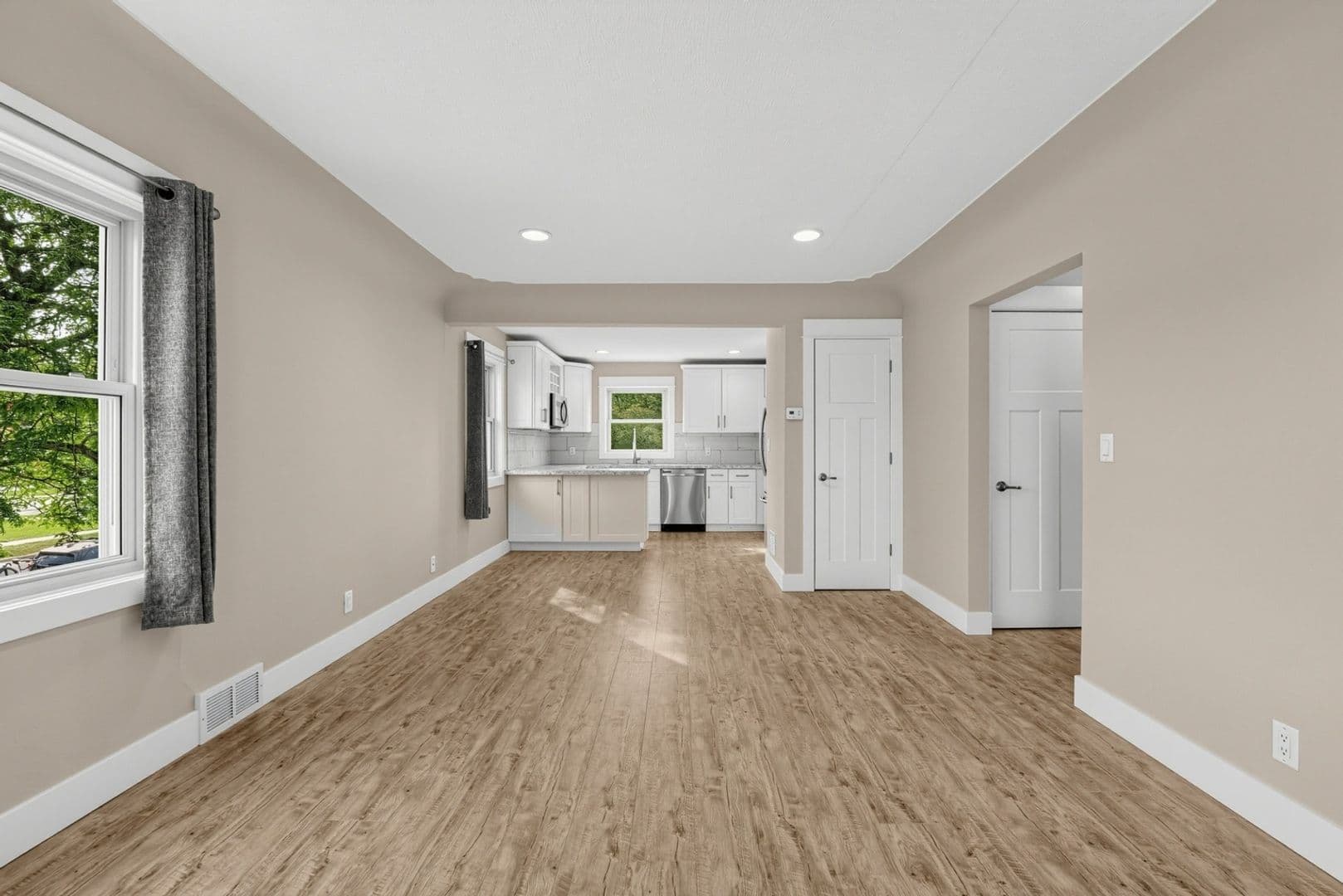 Grand Haven Condo: 709 S Despelder St