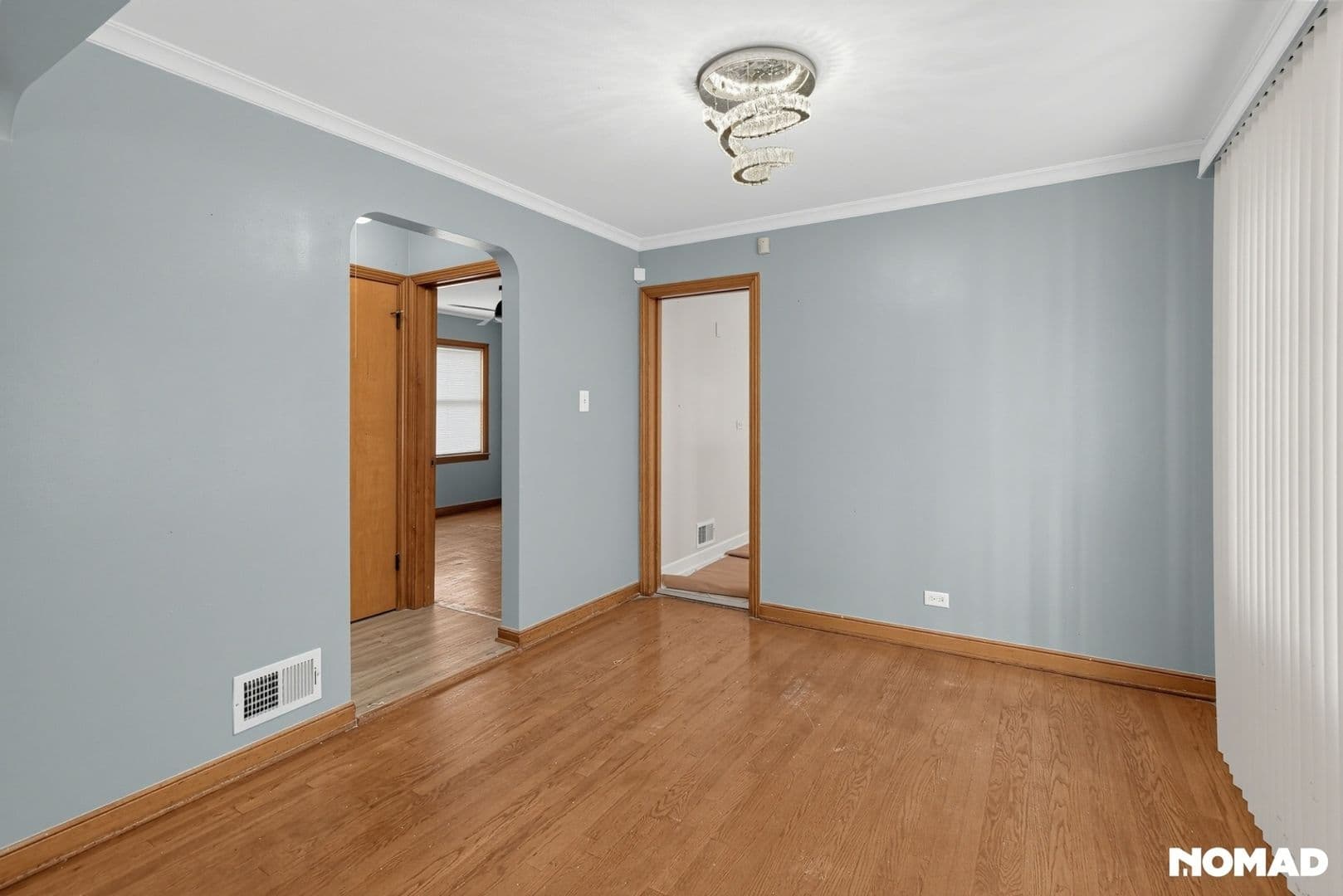 Dolton House: 14733 Ln Salle St