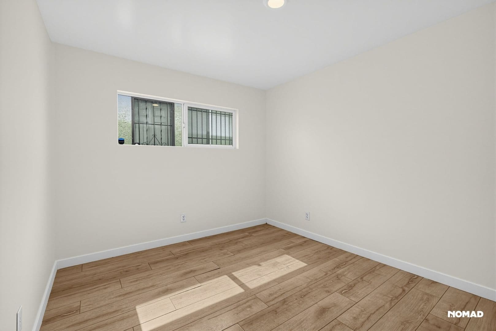Long Beach Townhome: 2326 Locust Ave