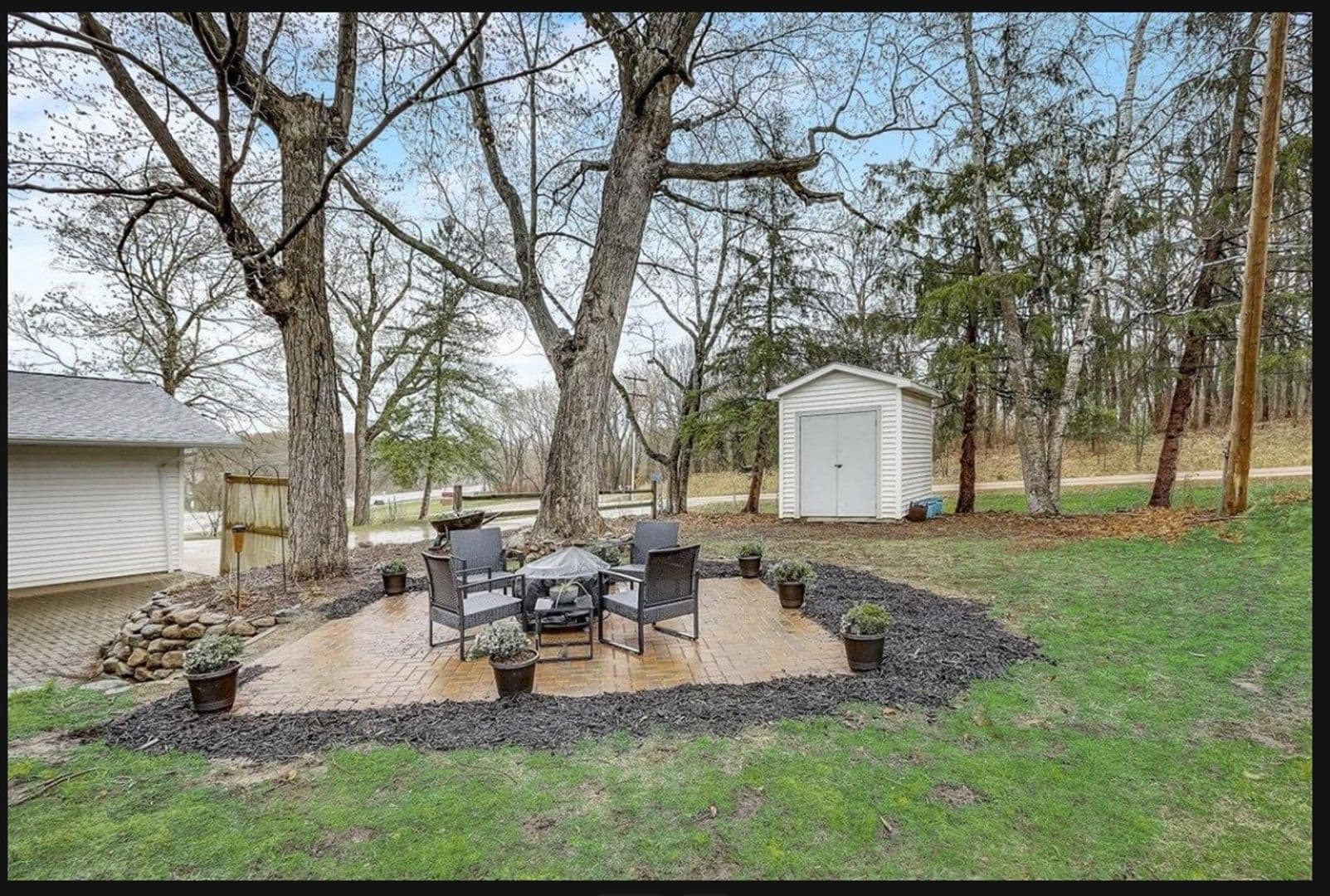 Prior Lake House: 17742 Fairlawn Ave