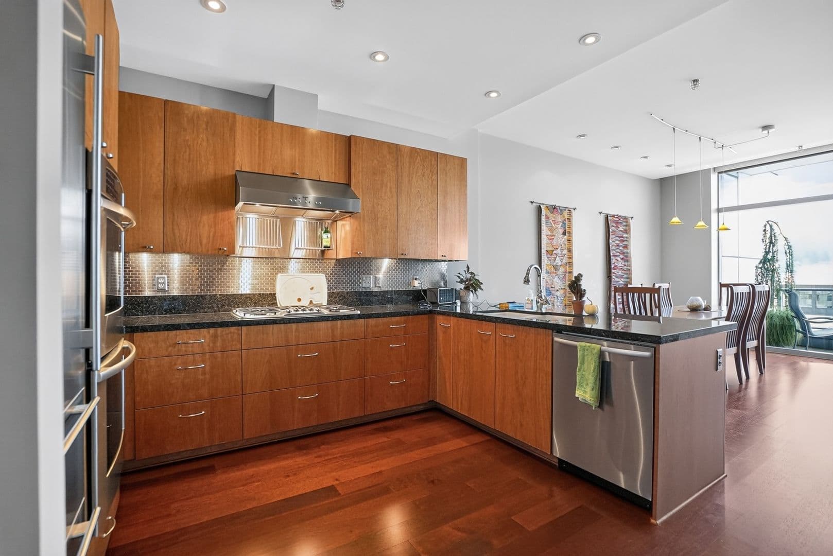 Portland Condo: 1221 Sw 10th Ave