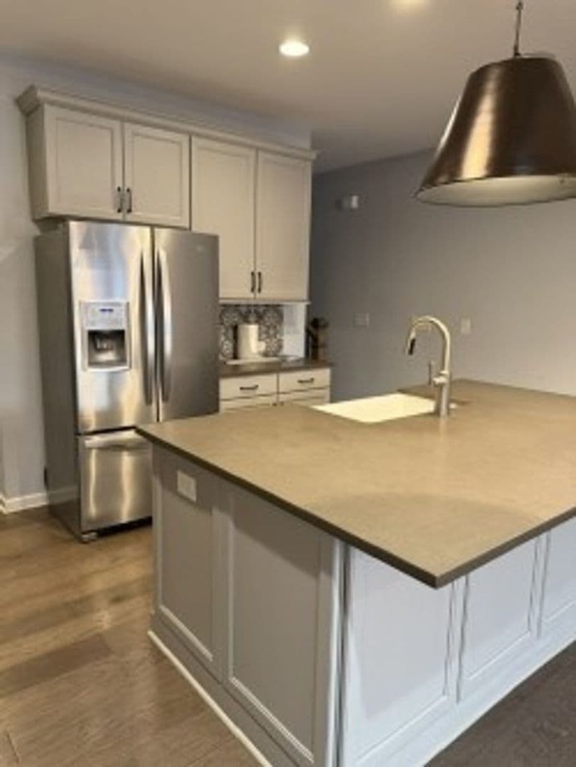 Durham House: 1006 Beyer Pl