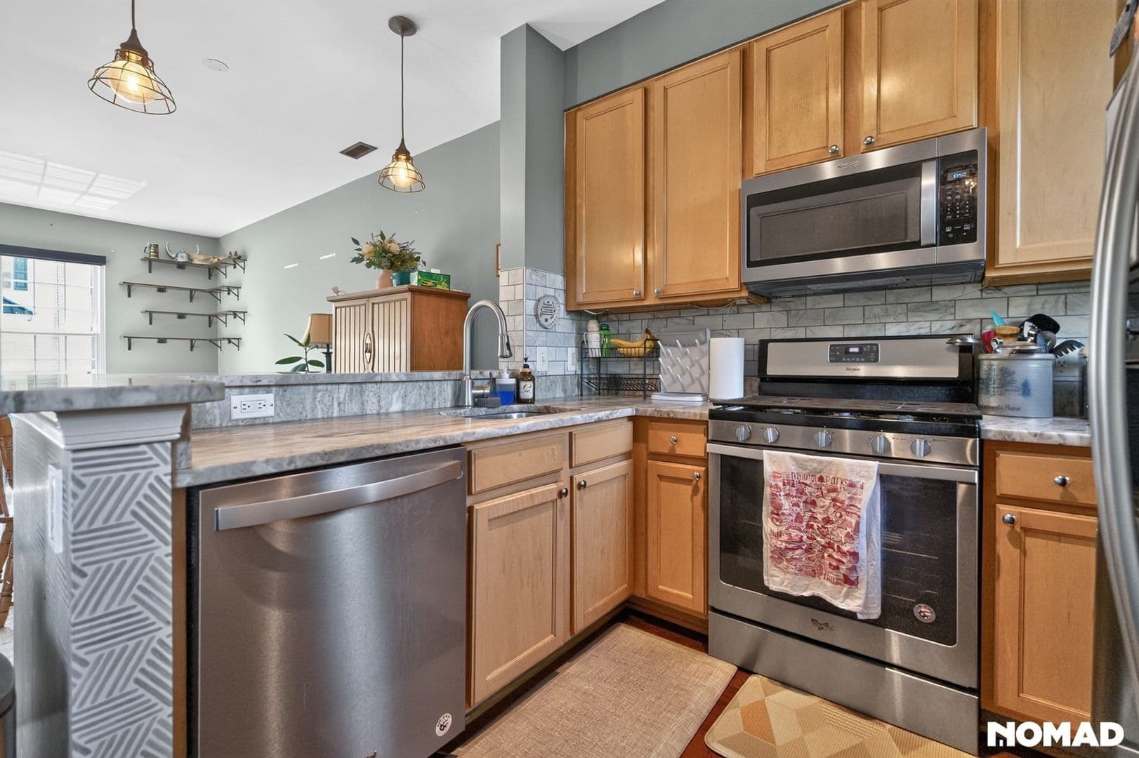 Sterling House: 22996 Fontwell Sq