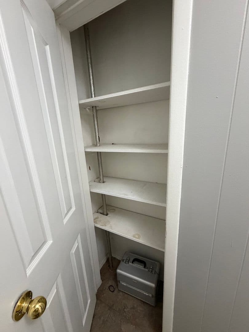 Staten Island Townhome: 35 Pearl St
