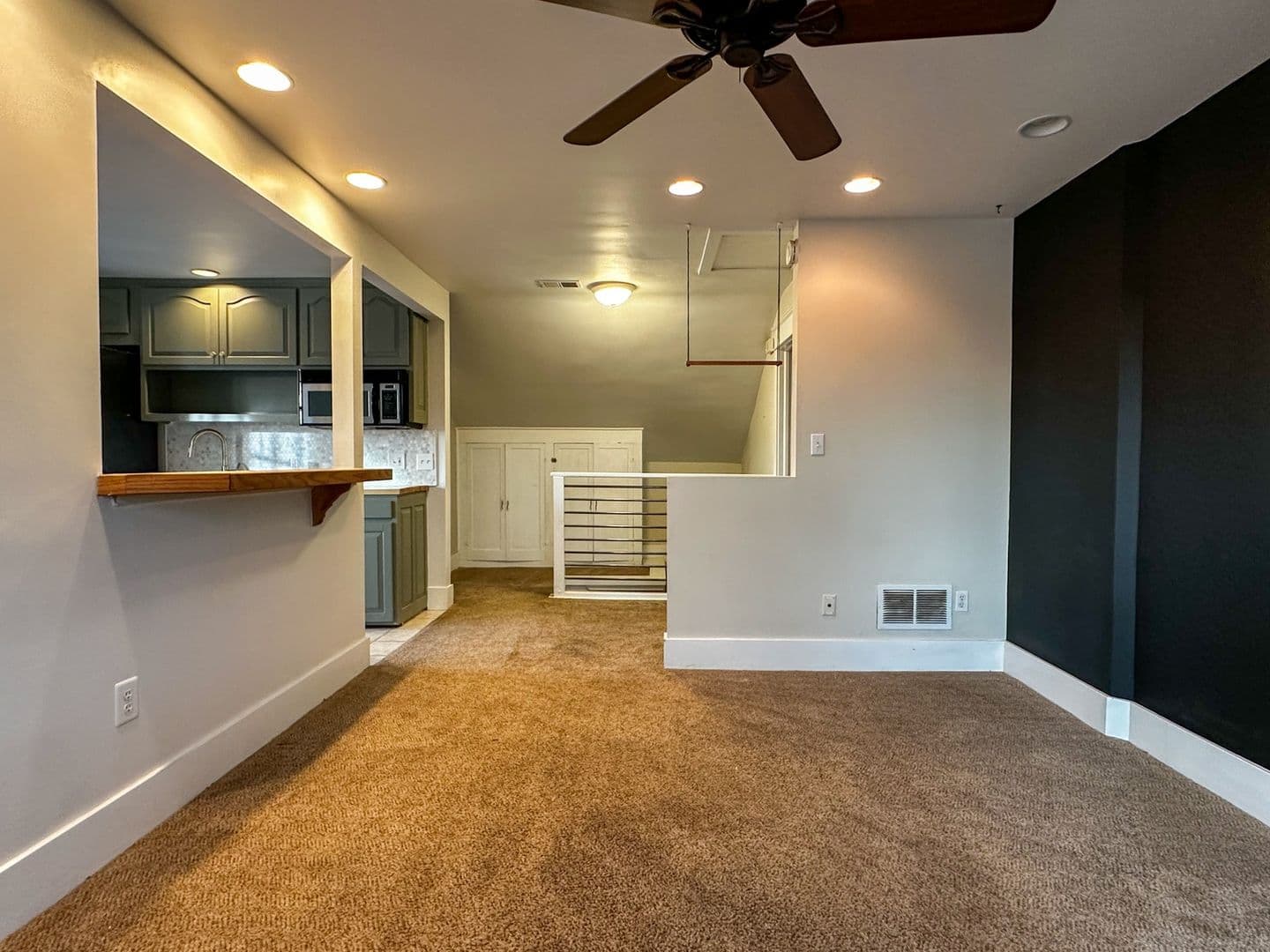 Denver House: 1615 Carr St