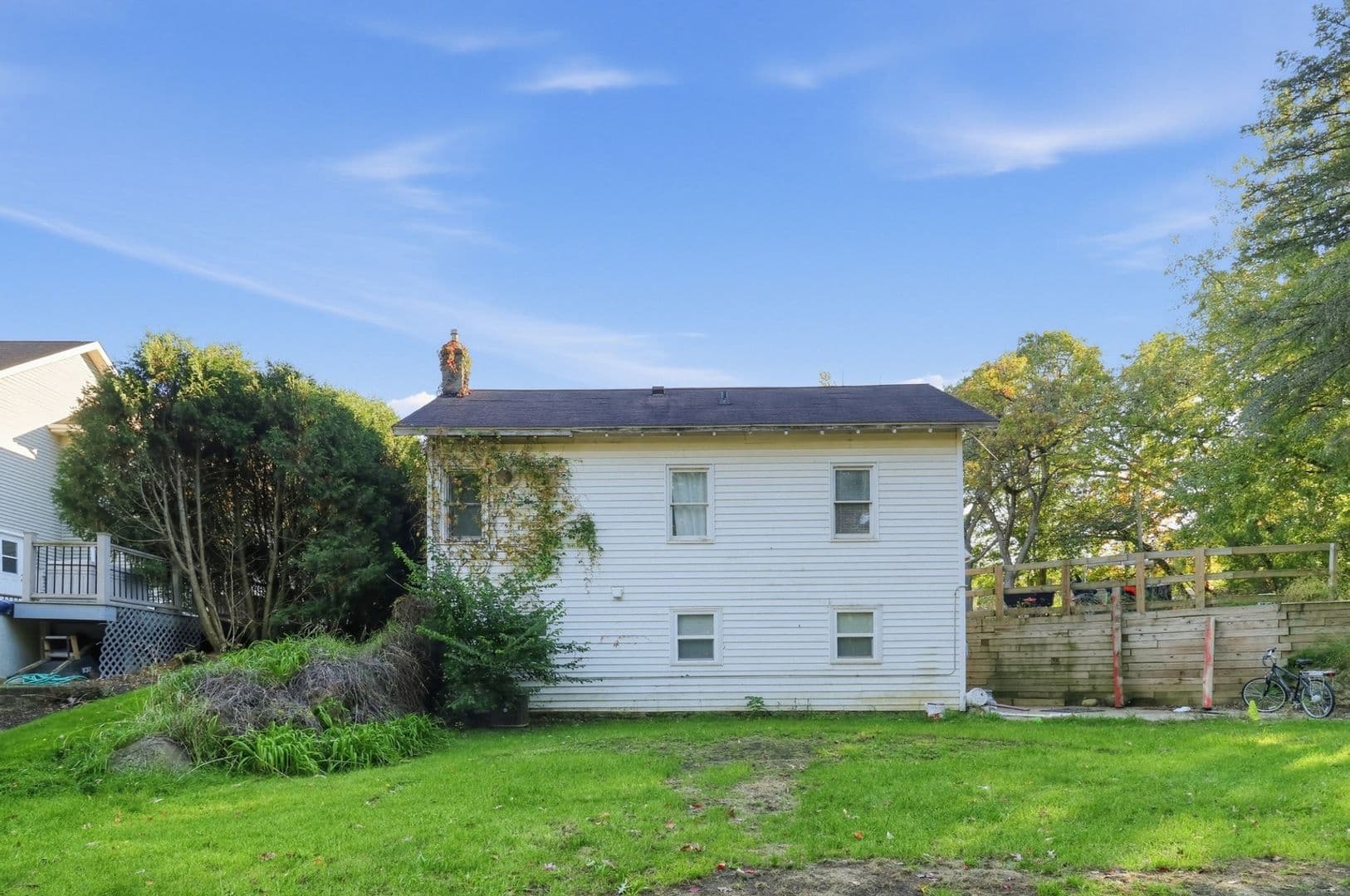 Crystal Lake House: 6414 W Hillside Rd