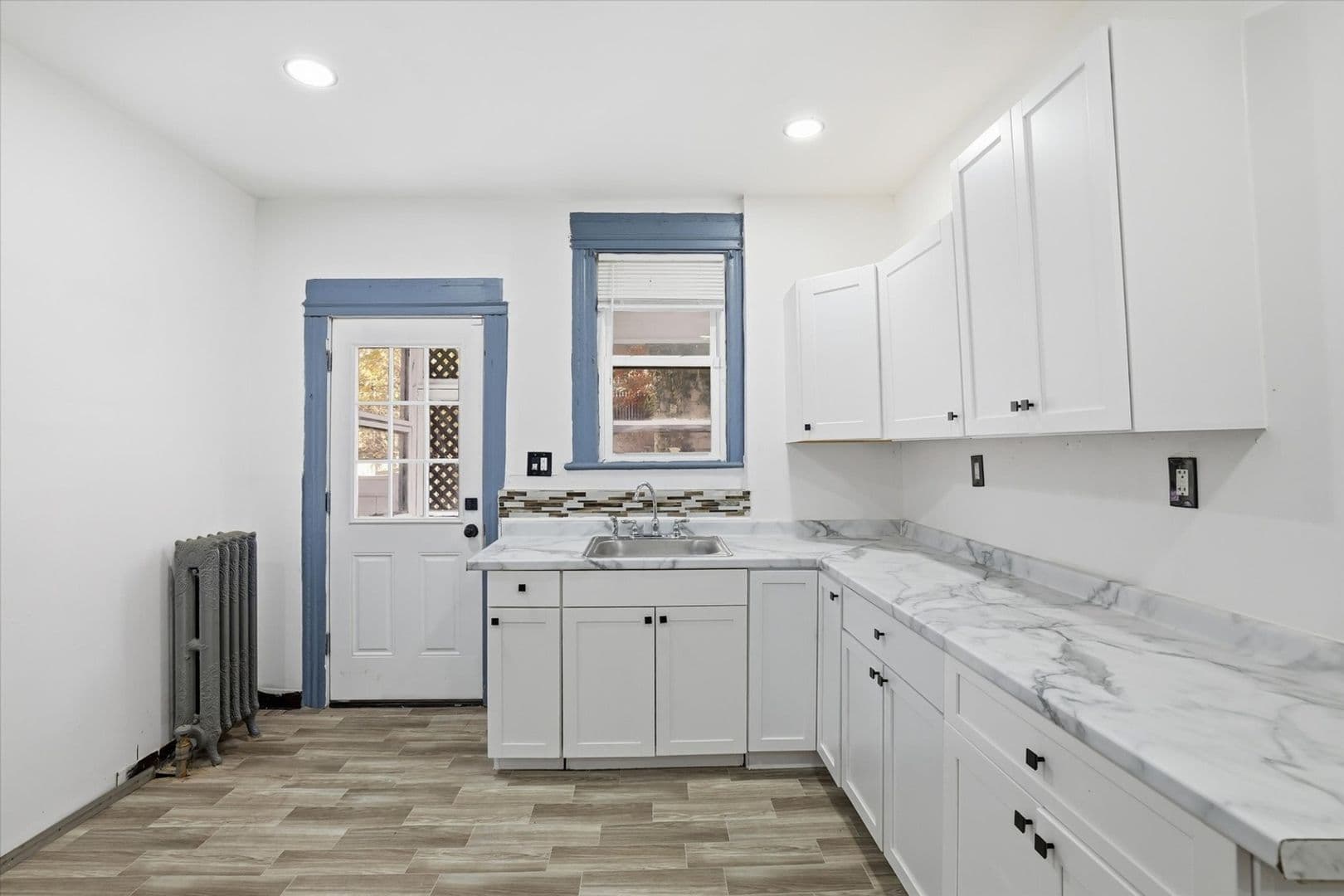 Scranton House: 940 Monroe Ave