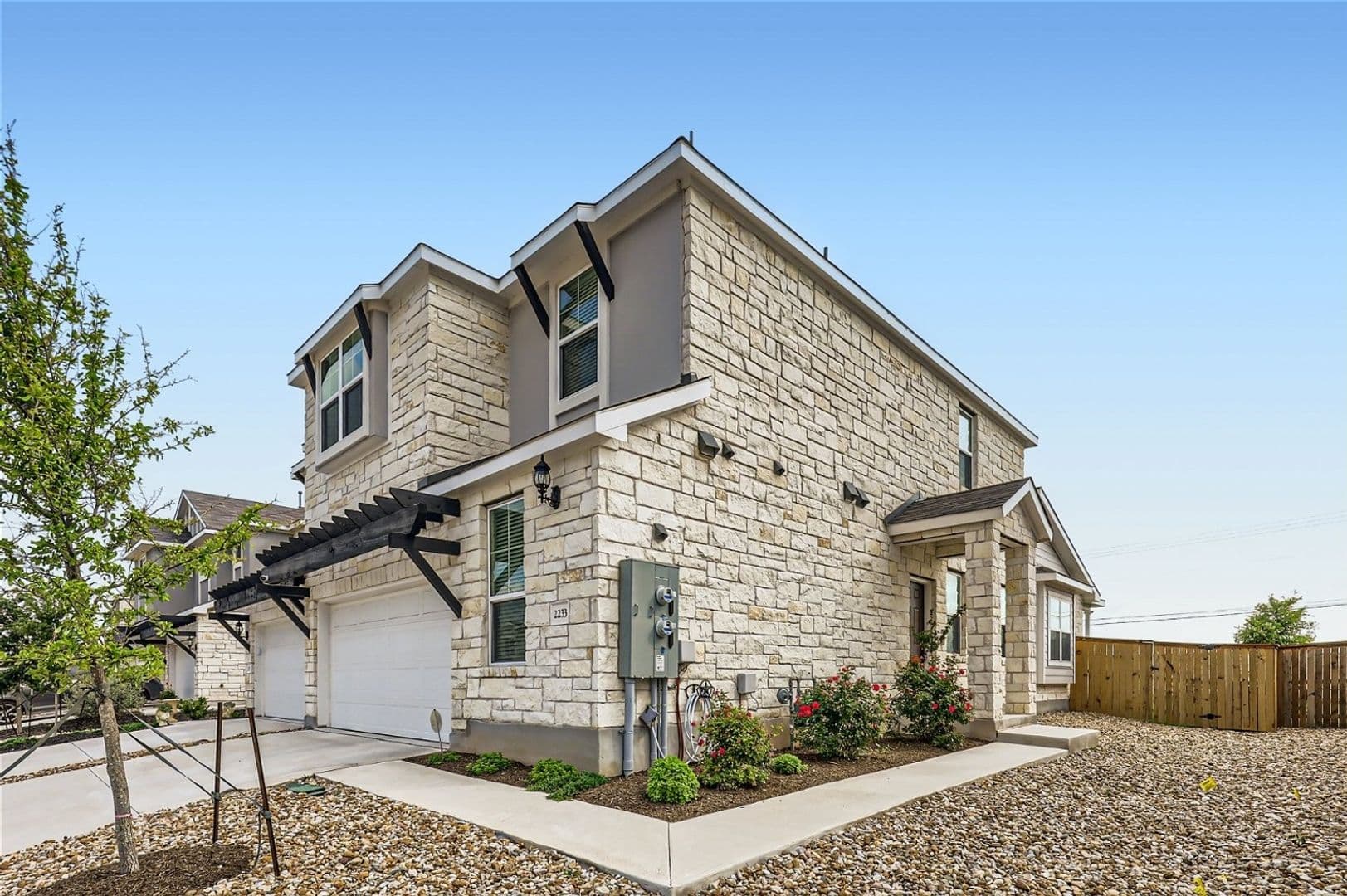 Leander Condo: 2233 Rocoso Trl