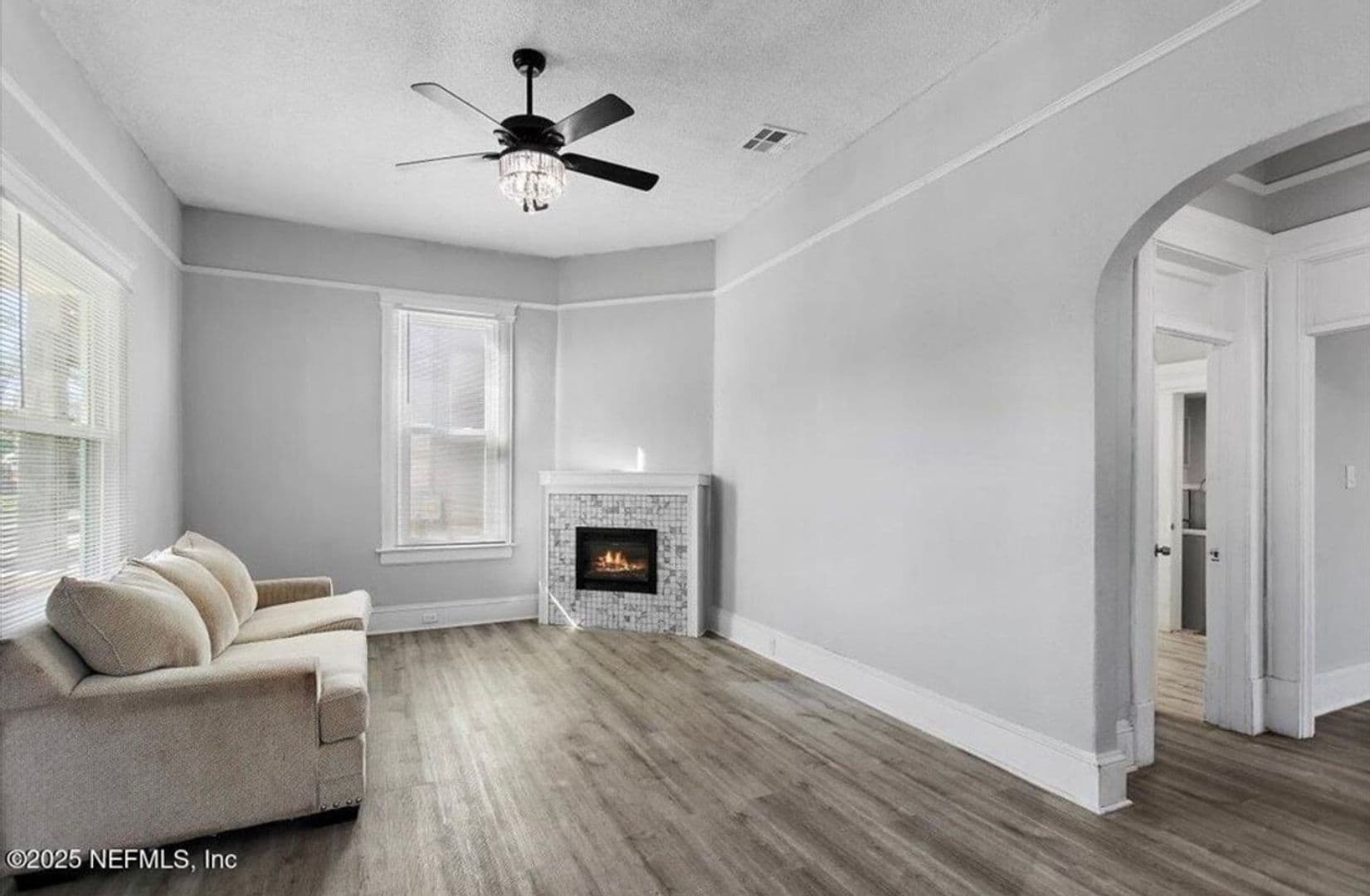Jacksonville House: 1766 N Myrtle Ave