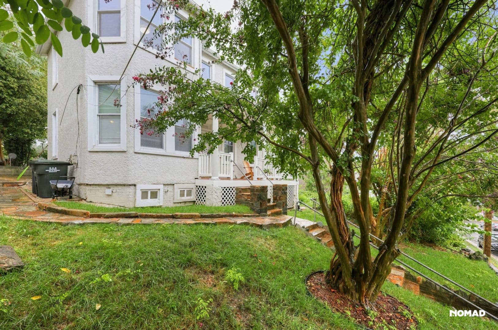Washington House: 1627 W St SE