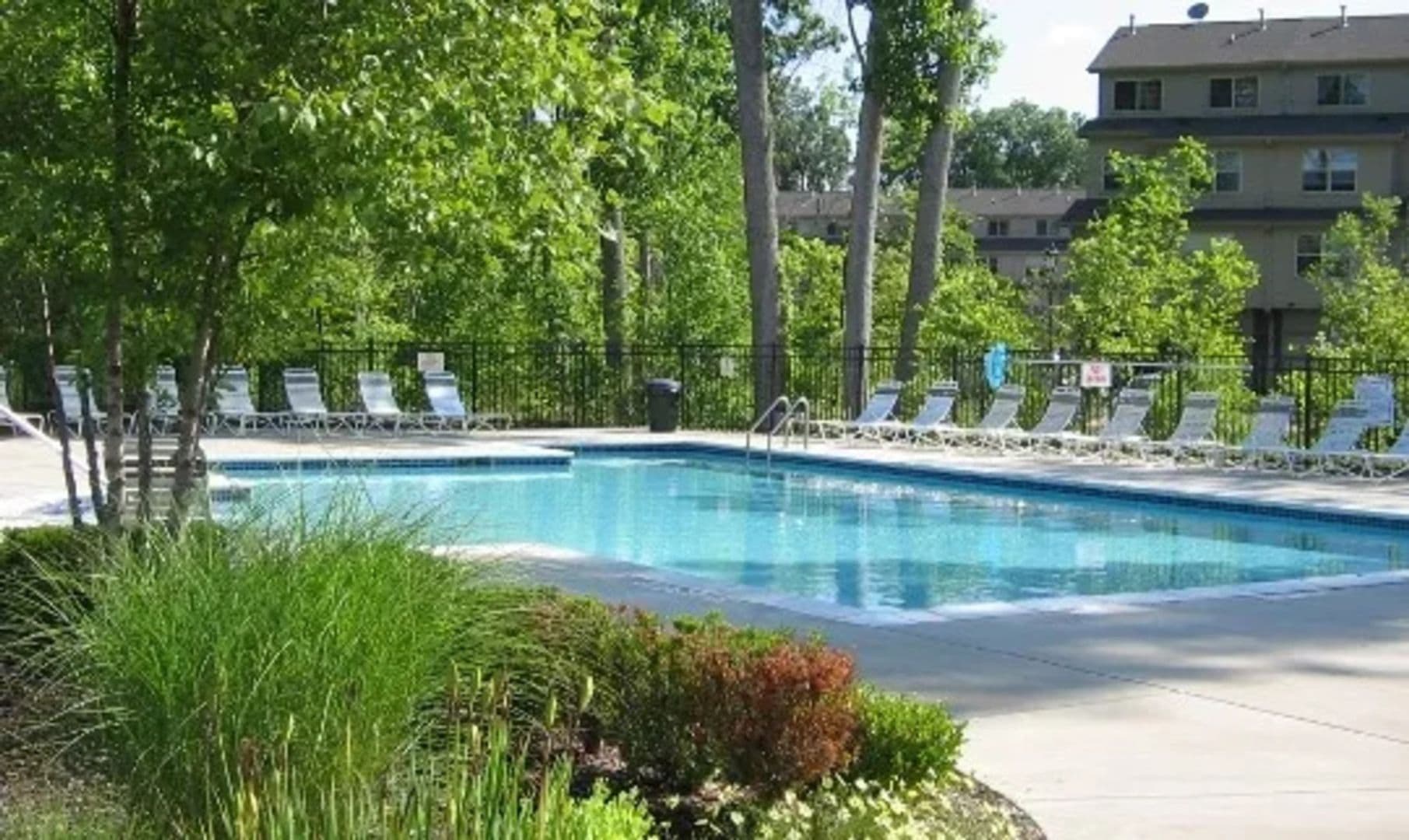 Walled Lake Condo: 422 Old Pine Way