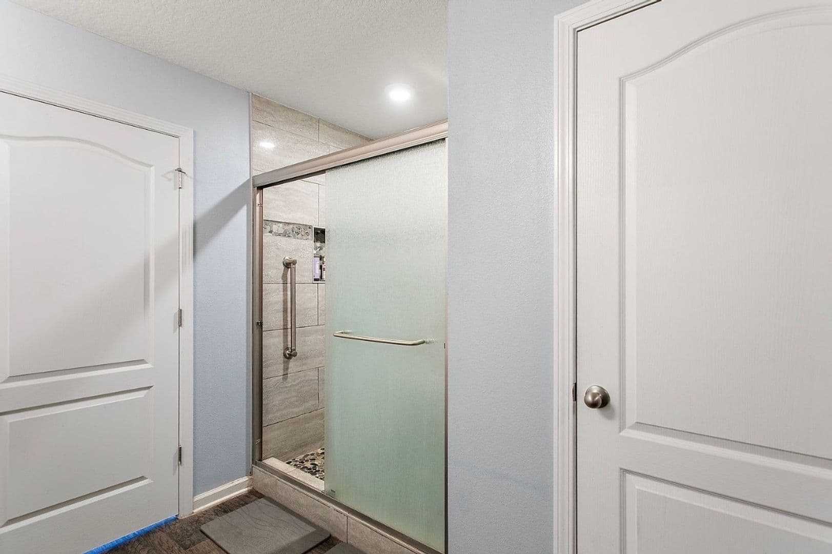 Jacksonville House: 3512 Guppy Ct